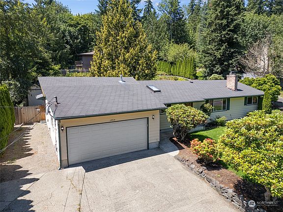 4th image of 13314 74th Avenue E