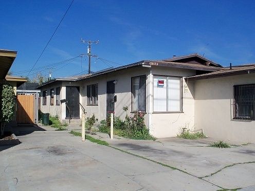 2nd image of 13915 Inglewood Ave