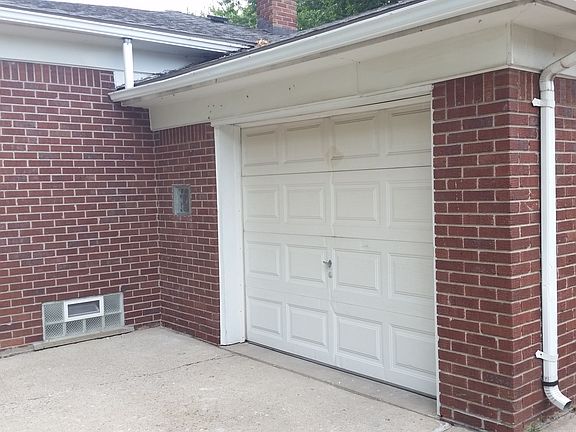 5th image of 20701 Cedar St