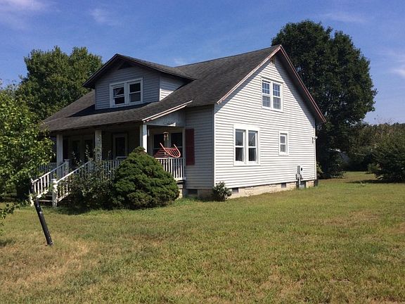 2nd image of 18475 Blue Bird Ln