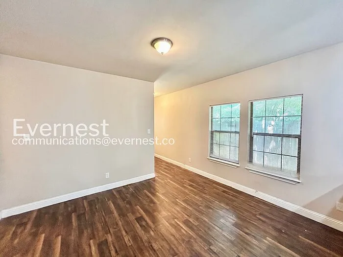 3502 Edgewood St — Photo 6