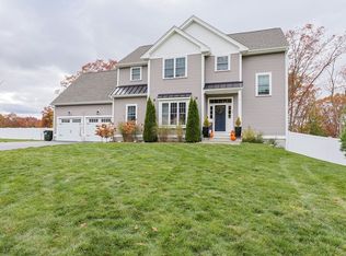 23 Rifleman Way, Uxbridge, MA 01569