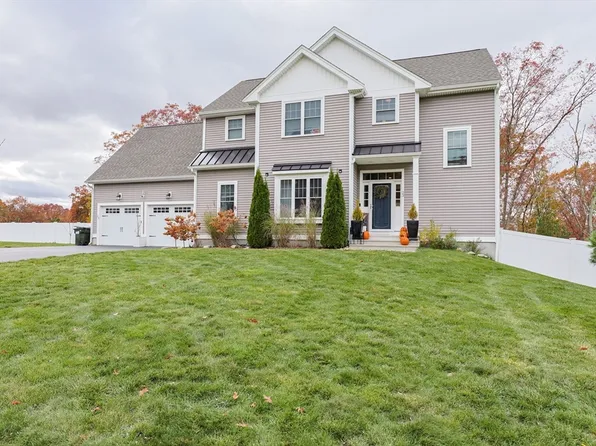 23 Rifleman Way, Uxbridge, MA 01569