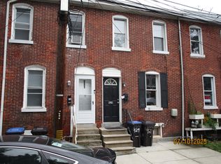 929 Jackson St, Norristown, PA 19401