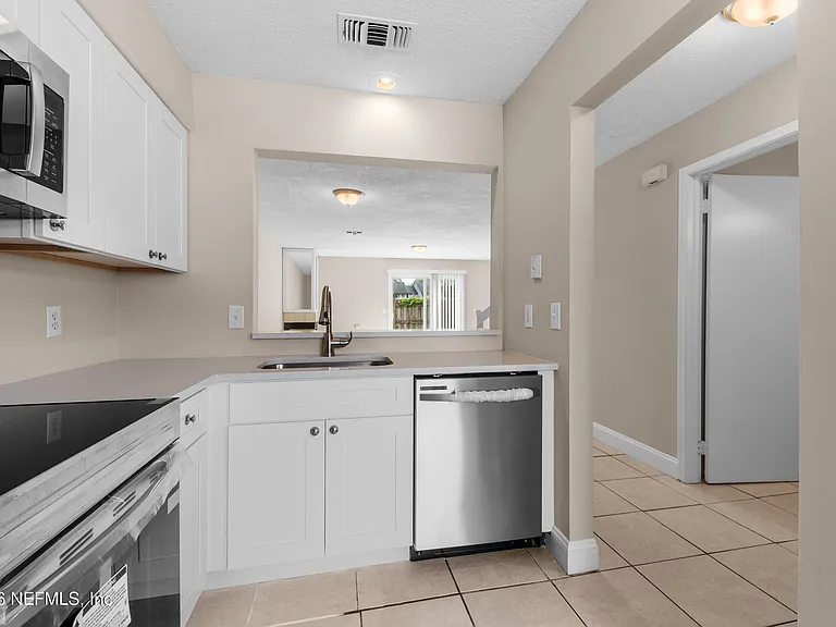 4259 Polo Ct — Photo 7