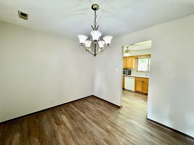 1737 Harrow Ct #B — Photo 5