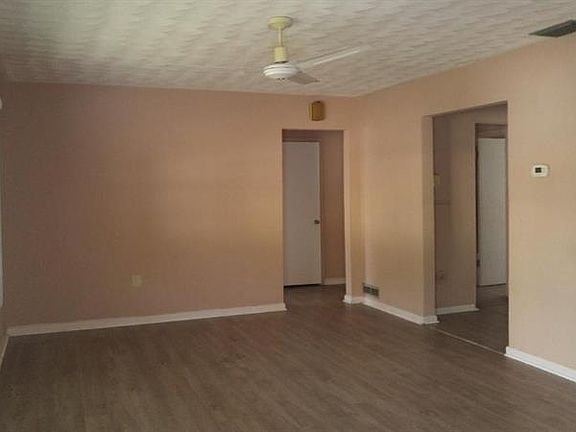 2nd image of 804 33rd St W