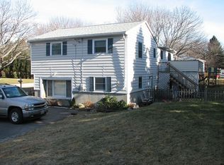 1 Dean Way, Cape Elizabeth, ME 04107