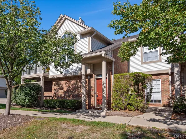 51 N Squirrel Rd, Auburn Hills, MI 48326