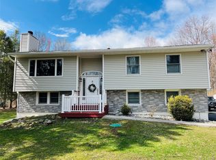 226 White Pond Rd, Stormville, NY 12582