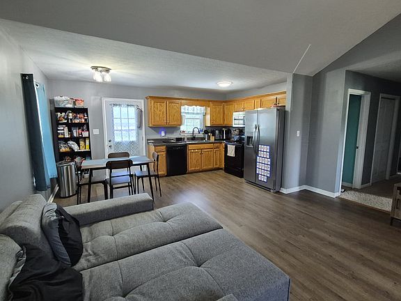 2nd image of 1325 Miriah Dr