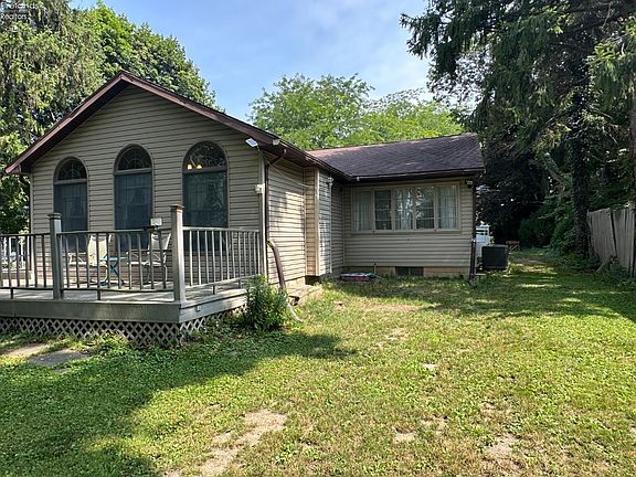 5th image of 603 W Main St