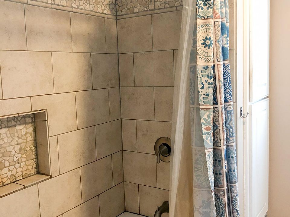 1st image of 2020 Harwitch Rd