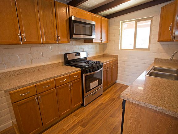 4th image of 1900 W Paseo Reforma Ln