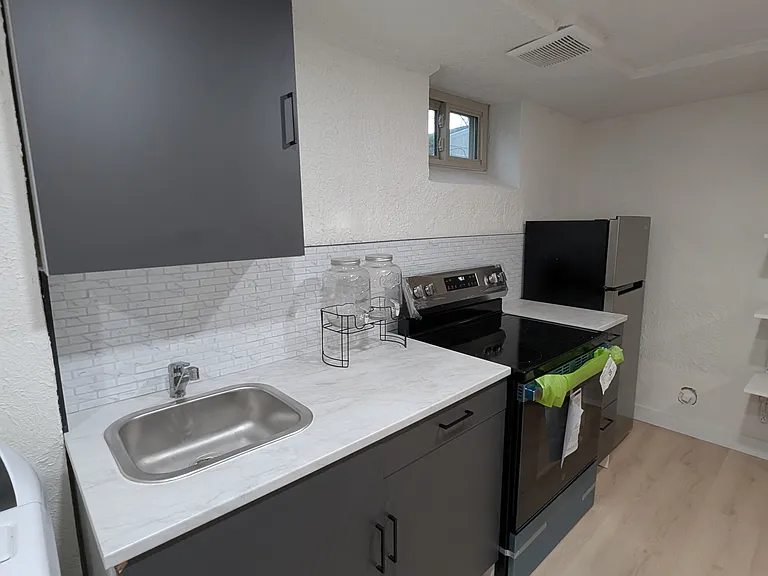 4435 Quay St #BASEMENT — Photo 15