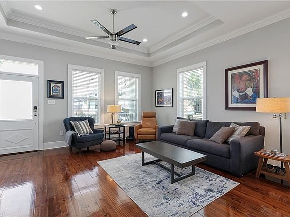 3rd image of 5757 Wingate Dr