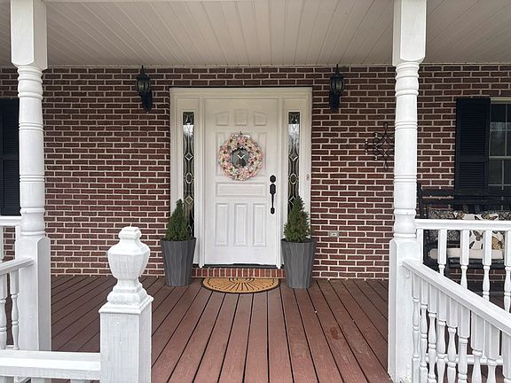 2nd image of 437 Vale Cir