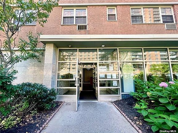 4th image of 2944 W 5th St APT 17E