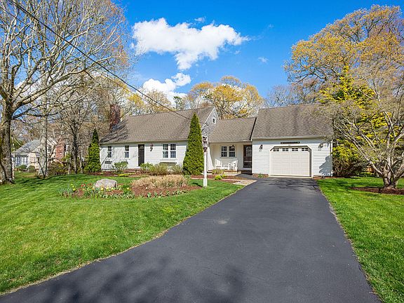 4th image of 161 Beechtree Drive