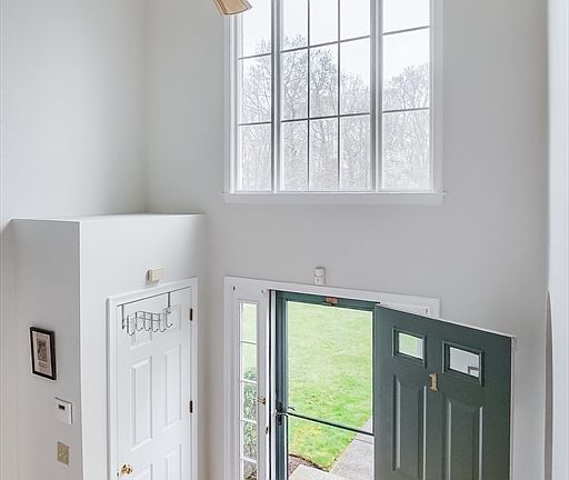 5th image of 1 Rockwell Dr