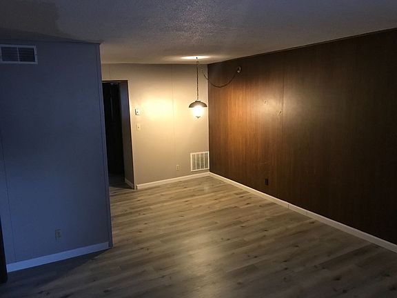2nd image of 126 Marshall St APT 5