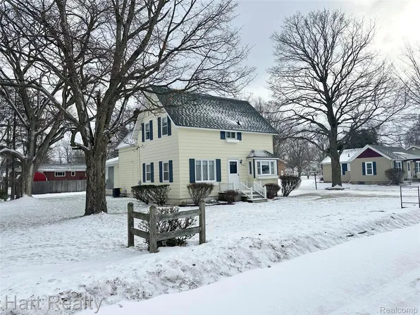 4286 Oak St, Cass City, MI 48726