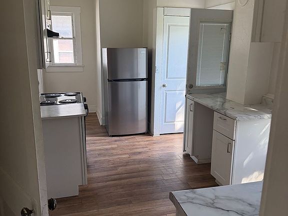 4th image of 331 W Johnny Lytle Ave