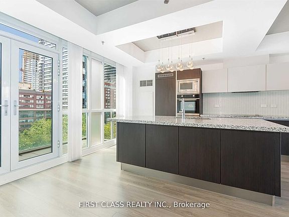 3rd image of 220 George St Unit 907