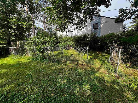 5th image of 409 Sunnymeade Dr