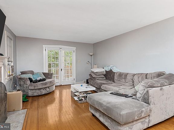3rd image of 9 Lincoln Ave
