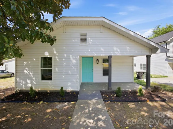23 Flowe St NW, Concord, NC 28027
