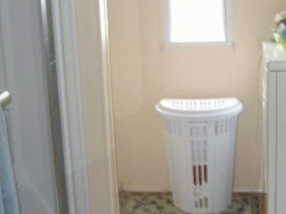 2nd image of 712 Shawnee Circle #104