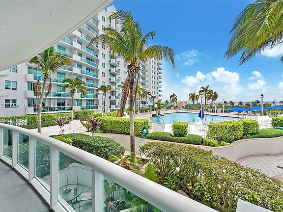 3rd image of 7900 Harbor Island Dr APT 617