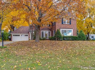 920 Chippewa Dr SE, Grand Rapids, MI 49506