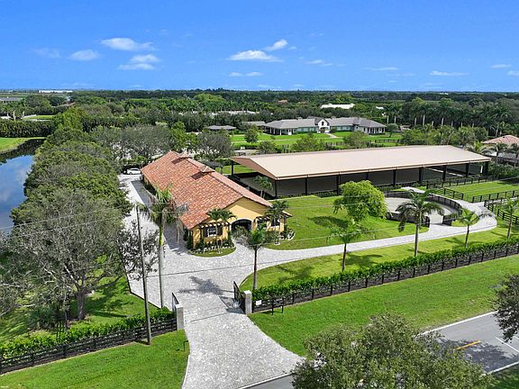 4th image of 4985 Stables Way