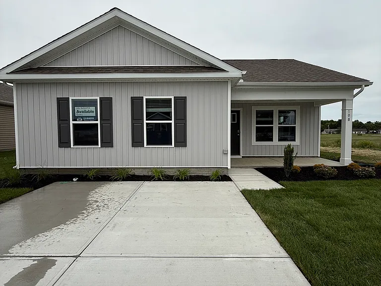 108 Parkland Rd — Photo 1