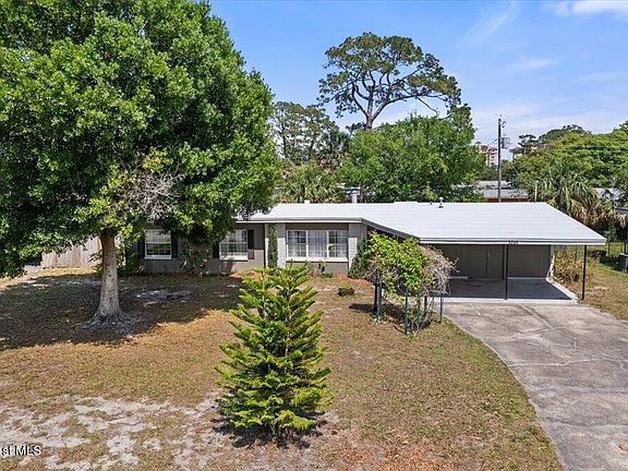 3rd image of 3245 Alamanda Ct