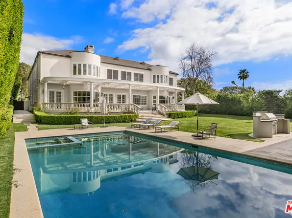 709 N Maple Dr, Beverly Hills, CA 90210