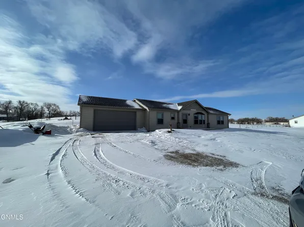 3228 125th Y Ave NW, Watford City, ND 58854