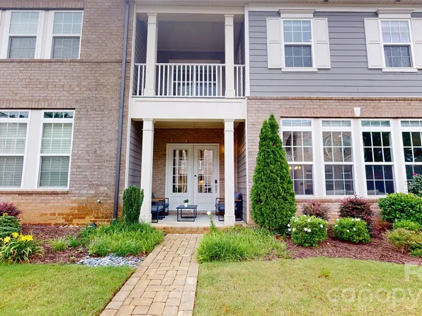 15024 Clear Sky Ln, Matthews, NC 28277
