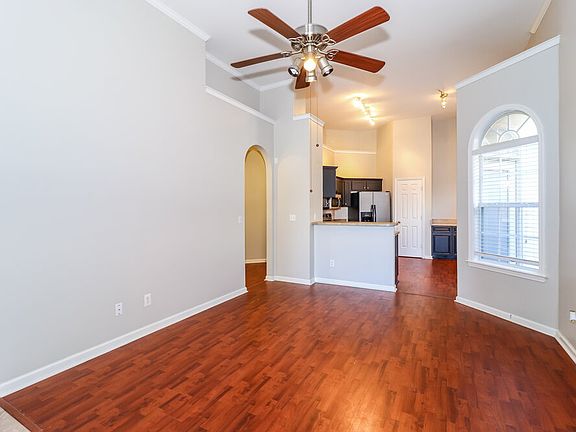 3rd image of 9992 Misty Elm Dr