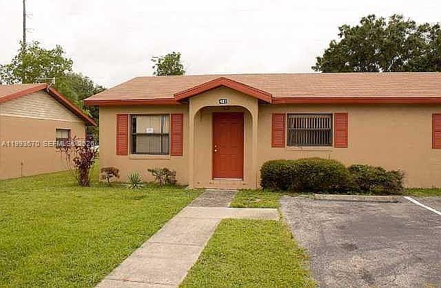 1st image of 421 Las Palmas Cir #0