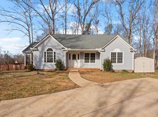 2075 Cowens Bridge Rd, Gray Court, SC 29645