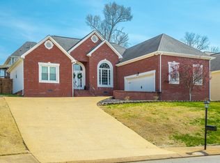 8102 Hamilton Mill Dr, Chattanooga, TN 37421