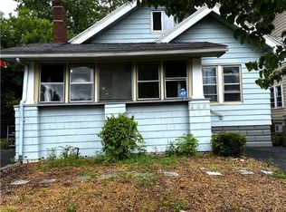 386 Westfield St, Rochester, NY 14619