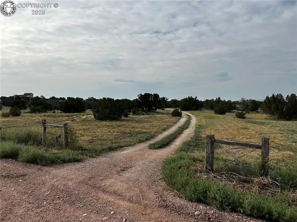 12th St, Penrose, CO 81240