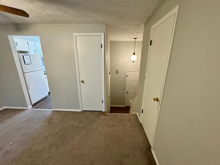 244 E Commons Dr — Photo 13