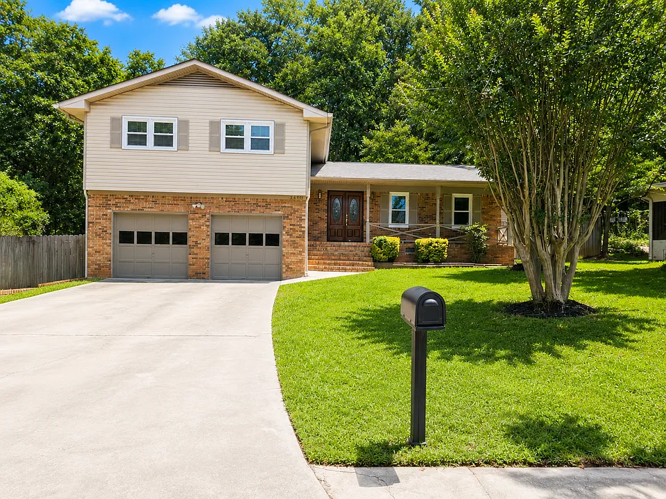 2880 Porter Glade Ct