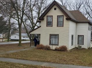 10 N Orchard St, Kiron, IA 51448