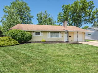 142 Meadow Dr, Berea, OH